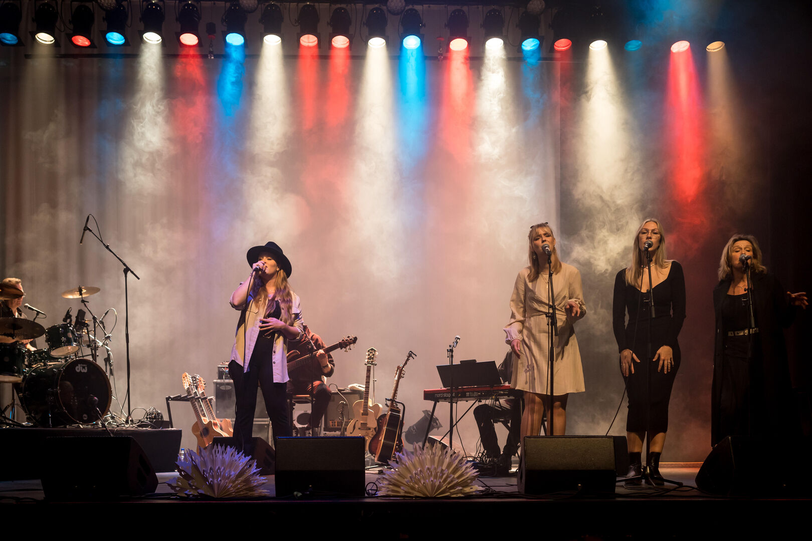 Hella and Friends in concert