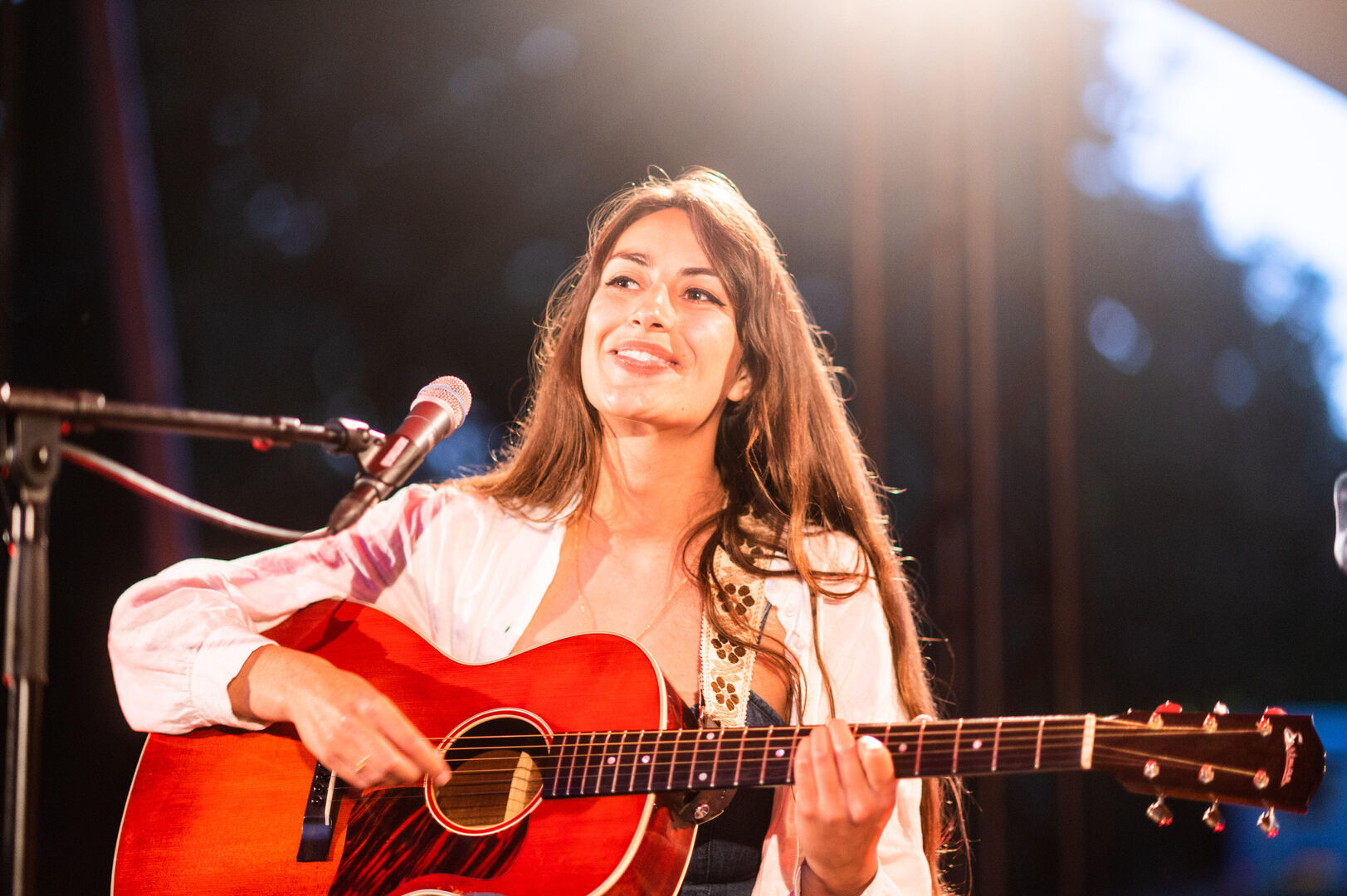 Indra Salima zingt Joni Mitchell