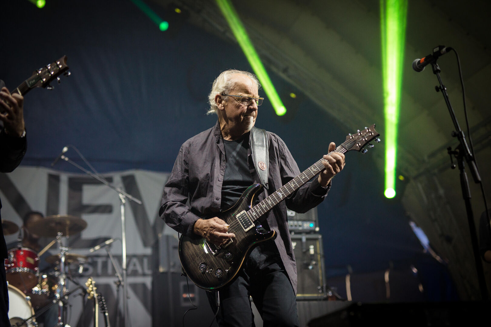 Jethro Tull's Martin Barre and band